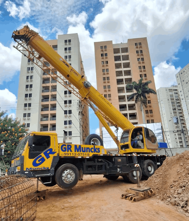 Guindastes em Rio Preto